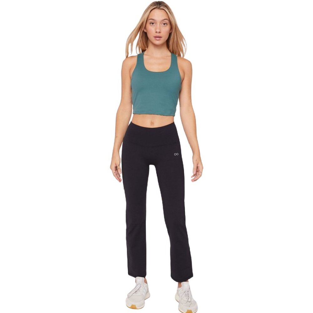 Upgrade Your Everyday Look Lexi's Ankle-Length Straight Leg Leggings